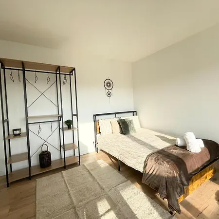 Apartment V5 Tres Joli Proche Bale *
